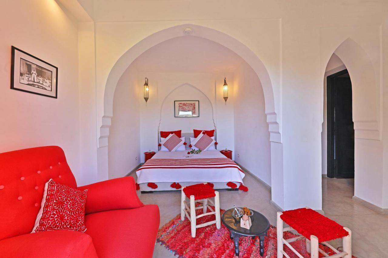 Dar Noujoum Hotel Ait Bou Zguia Екстериор снимка