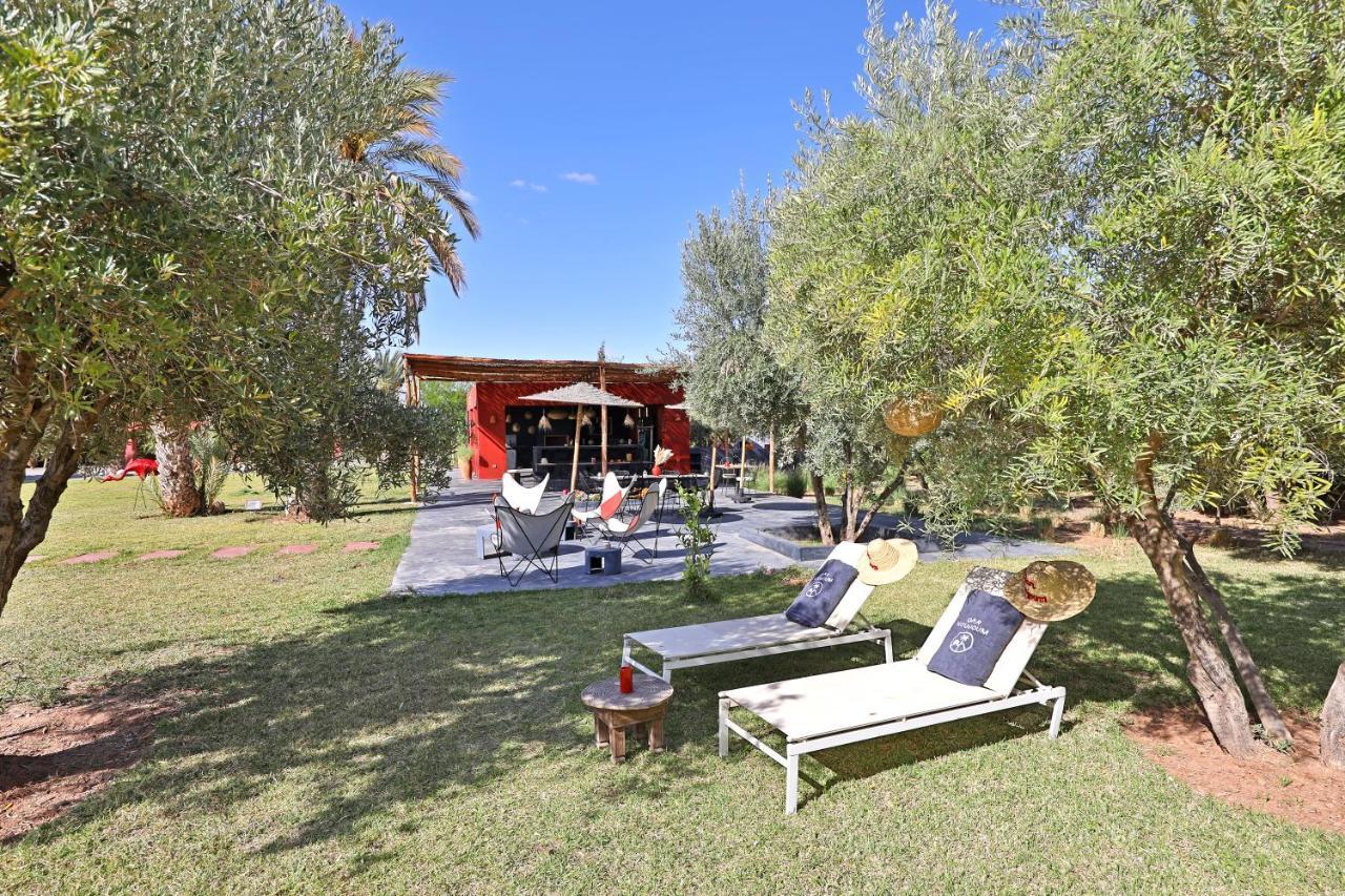 Dar Noujoum Hotel Ait Bou Zguia Екстериор снимка