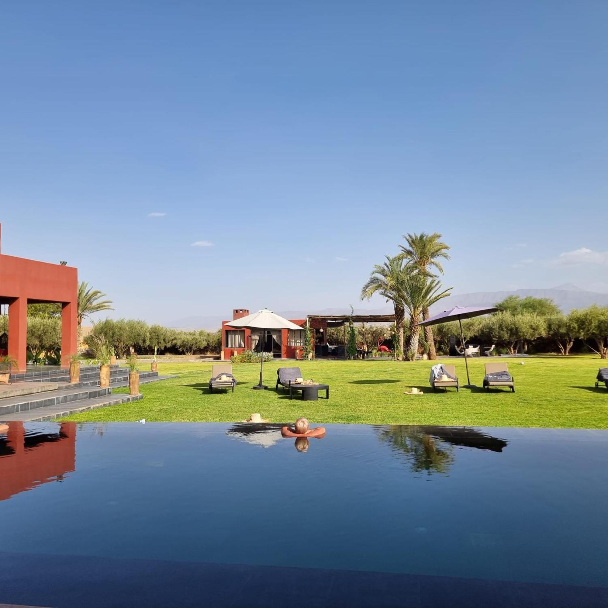 Dar Noujoum Hotel Ait Bou Zguia Екстериор снимка